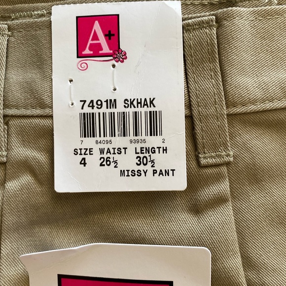 Missy school apparel khaki pants mean - Picture 8 of 9